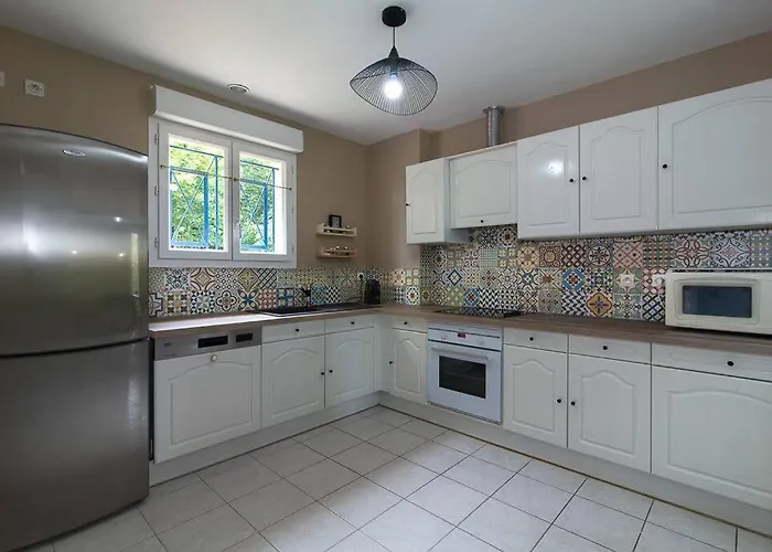 Ferienhaus Le 31 Bis, En Centre Avec Jardin. *