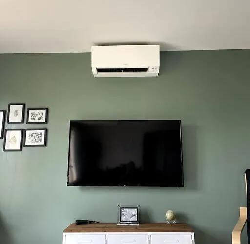 Le 31 Bis, En Centre Avec Jardin. Ferienhaus *